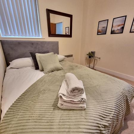 2 Bedroom - City Centre Location - Perfect For Family'S Бредфорд Екстер'єр фото
