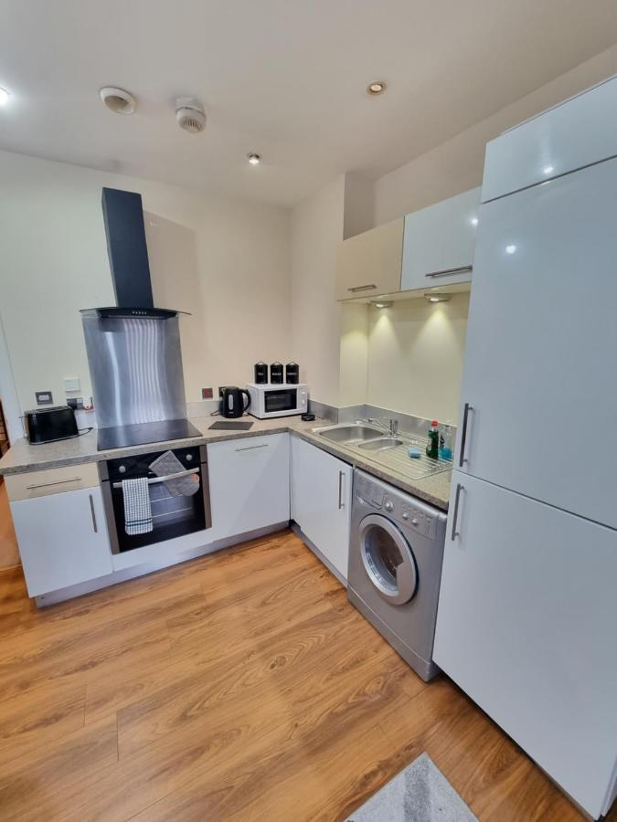 2 Bedroom - City Centre Location - Perfect For Family'S Бредфорд Екстер'єр фото